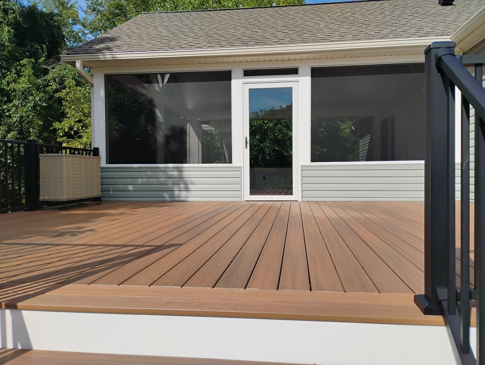 Completed screened porch and deck