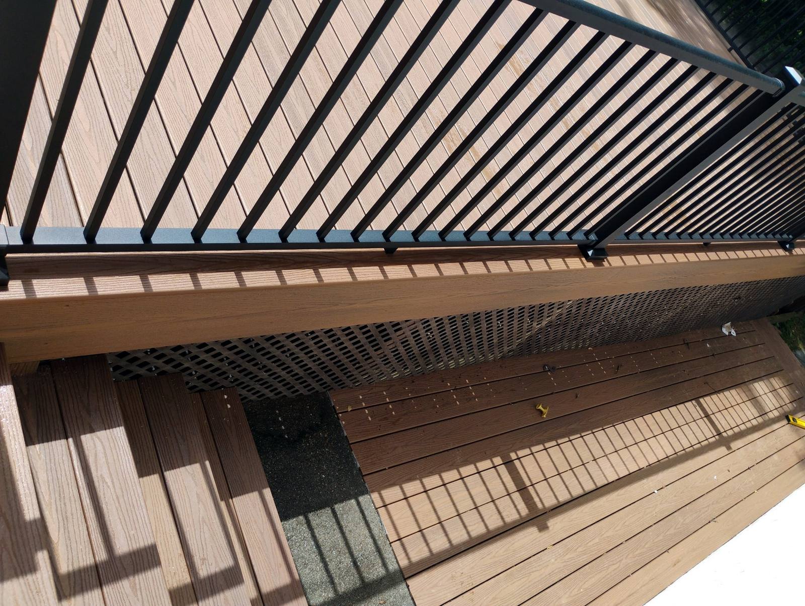 Completed wood deck railing detail